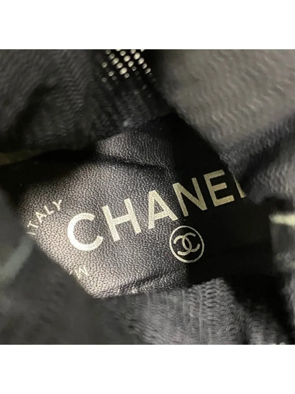 Chanel brand color